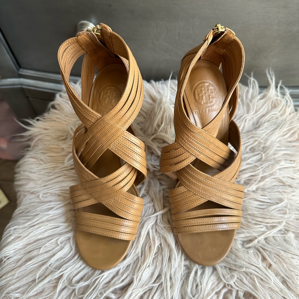 Tory Burch Heels - Picture 4 of 5